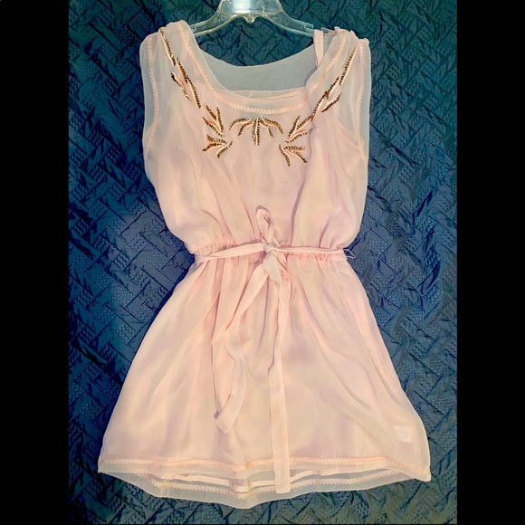 NWOT LovPosh Sleeveless Beaded Chiffon Blouse - Picture 1 of 2